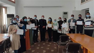 جامعة حلوان تحتفى بطلاب محو الأمية