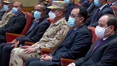 السيسي: حركة الملاحة بقناة السويس تعمل حاليا بنفس الكفاءة التي كانت عليها قبل الأزمة