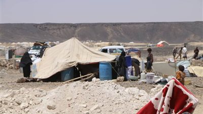اليمن: إصابة 7 مدنيين في قصف للحوثيين على مخيم للنازحين بمأرب
