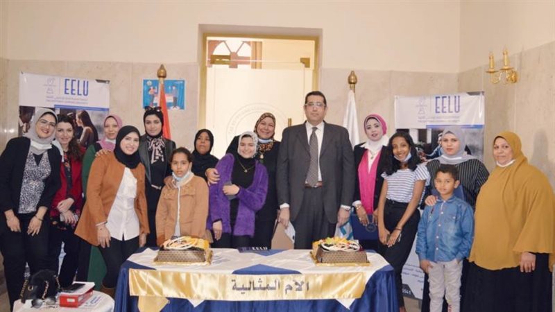 خلال التكريم