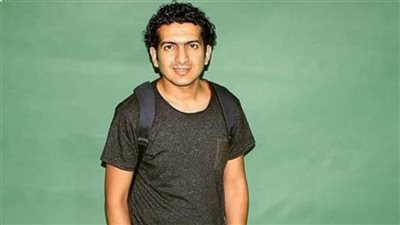 المخرج بلال العربي يستأنف تصوير 