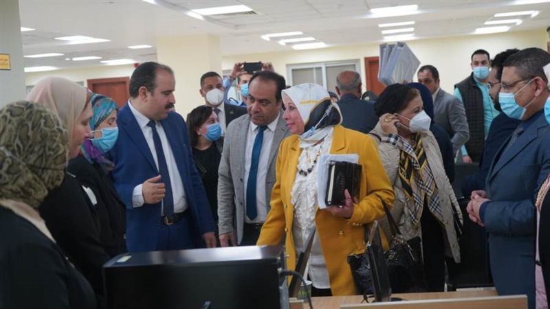 زيارة نواب البرلمان