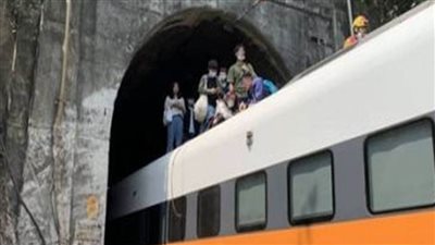 ارتفاع حصيلة ضحايا خروج قطار عن مساره بتايوان إلى 54 قتيلا و156 مصابا