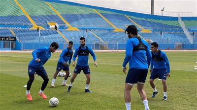 بيراميدز يختتم تدريباته بالقاهرة قبل السفر للمغرب 