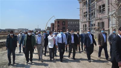 وزير التعليم العالي ورئيس جامعة الإسكندرية يتفقدان مجمع الكليات الجديد بأبيس