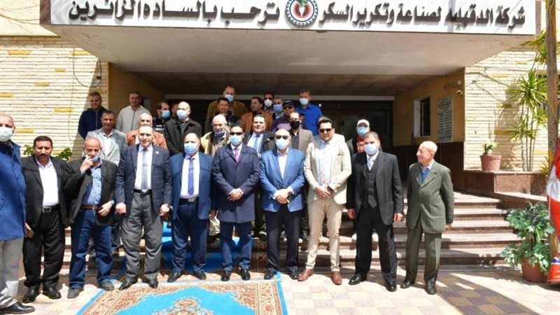 زيارة المحافظ