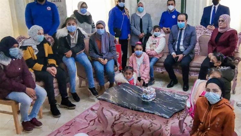 خلال توعية الأيتام