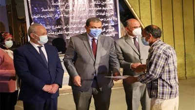 سلطنة عمان تُشرع في تنفيذ خططها للاستثمار في الطاقة النظيفة والمتجددة