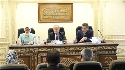 وزيرة الصحة تناقش مشروع قانون المجلس القومي للسكان بمجلس الشيوخ