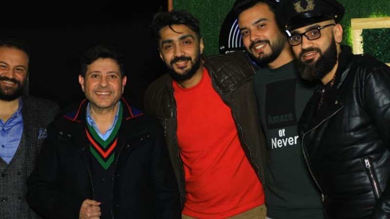 هاني شاكر مع فريق