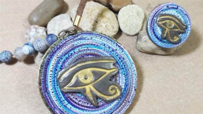 اكسسوارات على الطراز