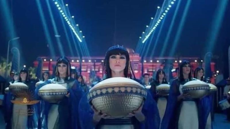 ميرال ماهيليان تقود