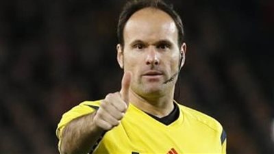 لاهوز حكما لمباراة البايرن وسان جيرمان في دوري أبطال أوروبا بعد غد