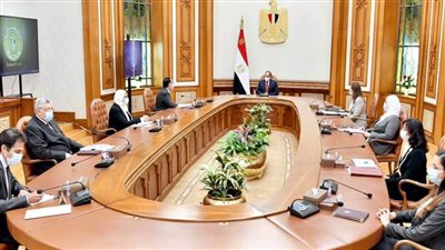 الرئيس السيسي يوجه بالتعامل مع القضايا المجتمعية وفق معطيات الواقع الثقافي والاجتماعي الفعلي 