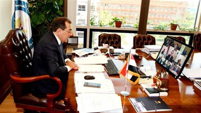 وزير البترول خلال عمومية 