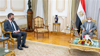 وزير الإنتاج الحربي يبحث مع السفير البلجيكي التعاون المشترك في مجال التصنيع
