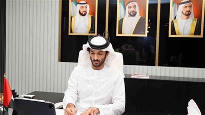 الإمارات وأوزبكستان توقعان على برنامج تعاون اقتصادي