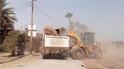 رفع 165 طن مخلفات وقمامة بمراكز الغنايم والقوصية والبداري