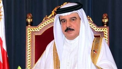 ملك البحرين يوجه بفتح المساجد للفروض والتراويح طبقًا لاشتراطات صحية