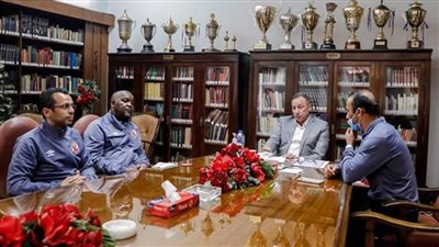 الخطيب يبحث مع موسيماني استعدادات الأهلي للفترة القادمة
