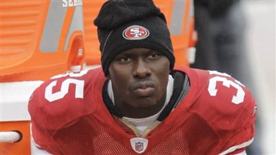 لاعب كرة قدم شهير يقتل 5 أشخاص ويتخلص من حياته 