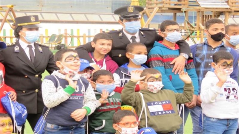 الاحتفال بيوم اليتيم