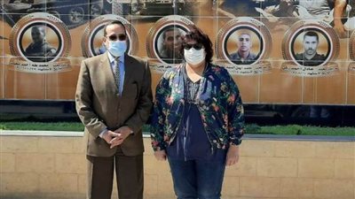   وزيرة الثقافة تودع شمال سيناء من ميدان الشهداء 