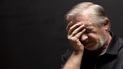 أسباب صداع التوتر وكيفية تخفيف آثاره المزعجة ومنع حدوثه!