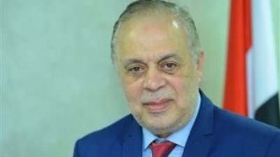 بسبب سب وقذف الفنانين .. أشرف زكي يتقدم ببلاغ للنائب العام