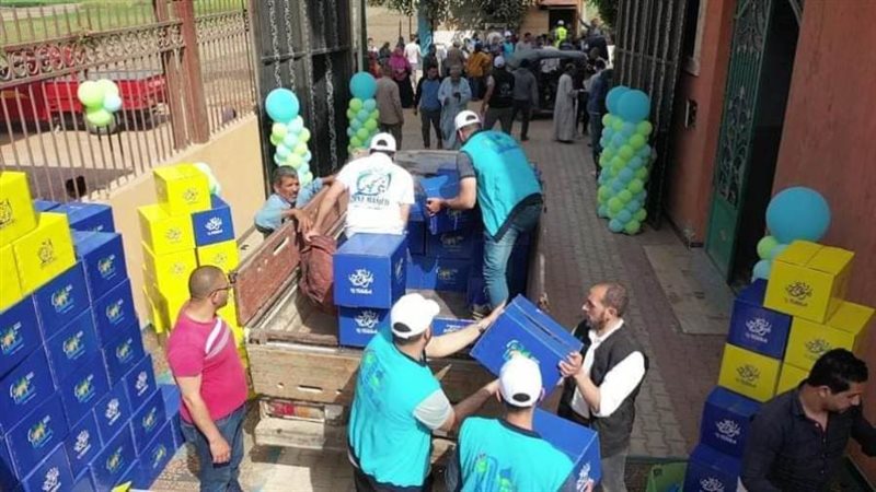 توزيع الكراتين