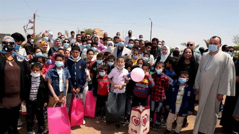 سعادة من الحاضرين