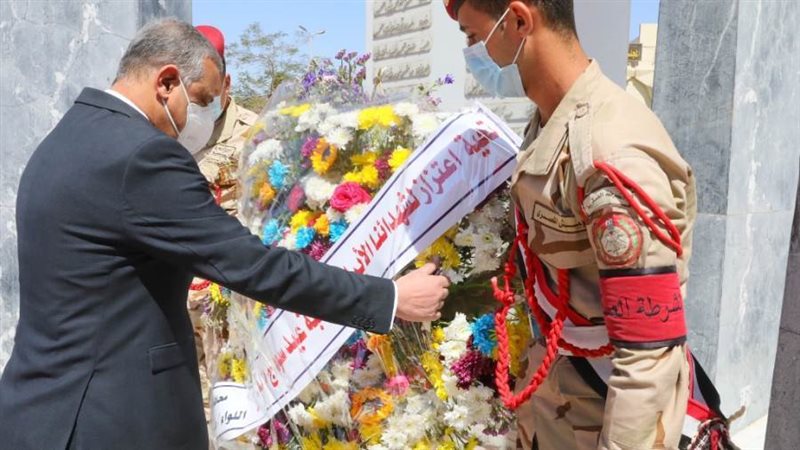 المحافظ خلال وضعه