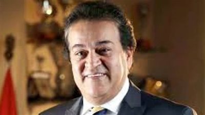 وزير التعليم العالي: فوز ٦٣ عالمًا مصريًا بجوائز الدولة في العلوم لعام ٢٠٢٠