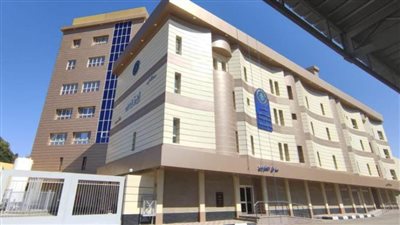 وزيرة الصحة ورئيس الرعاية الصحية يتابعان منظومة التأمين الصحي الشامل بالأقصر وأسوان