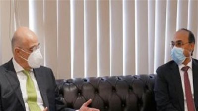 وزير الخارجية اليوناني يؤكد أهمية استئناف محادثات ترسيم الحدود البحرية مع ليبيا