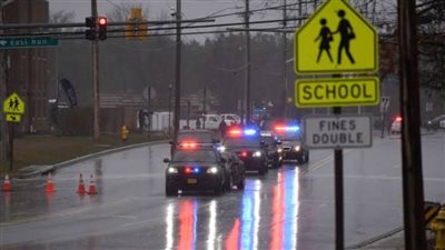 إطلاق نار بمدرسة ثانوي أمريكية وضابط شرطة بين ضحايا الحادث 