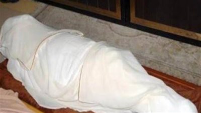 حكاية مريضتين نفسيتين رفضتا دفن والدهما