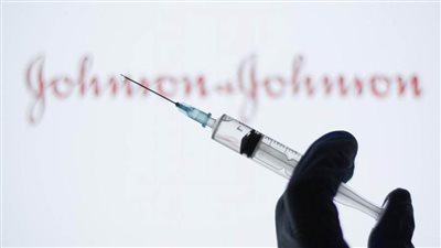 واشنطن تنضم لعدد من الولايات في تعليق لقاح 