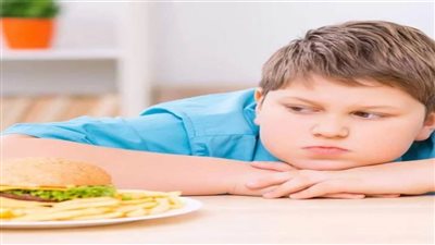 خبيرة تغذية تحذر الأمهات من هذه العادة السيئة.. تعرف عليها