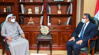 وزير السياحة والآثار يستقبل سفير دولة الإمارات
