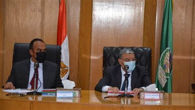 محافظ المنيا يتابع نسب تنفيذ المشروع القومي لتطوير الريف المصري