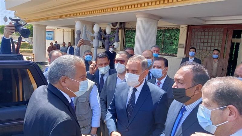 محافظ كفرالشيخ يستقبل