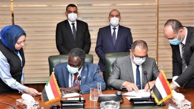 توقيع مذكرة تفاهم بين الشركة القابضة لمصر للطيران والخطوط الجوية السودانية
