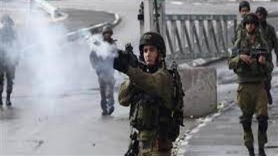 إصابة فلسطينيين بالرصاص والاختناق إثر قمع الاحتلال مسيرة كفر قدوم