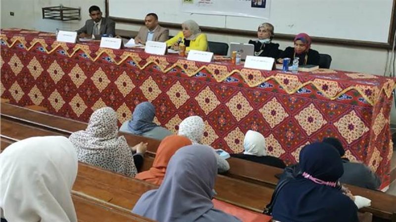 ندوة بثقافة القاهرة