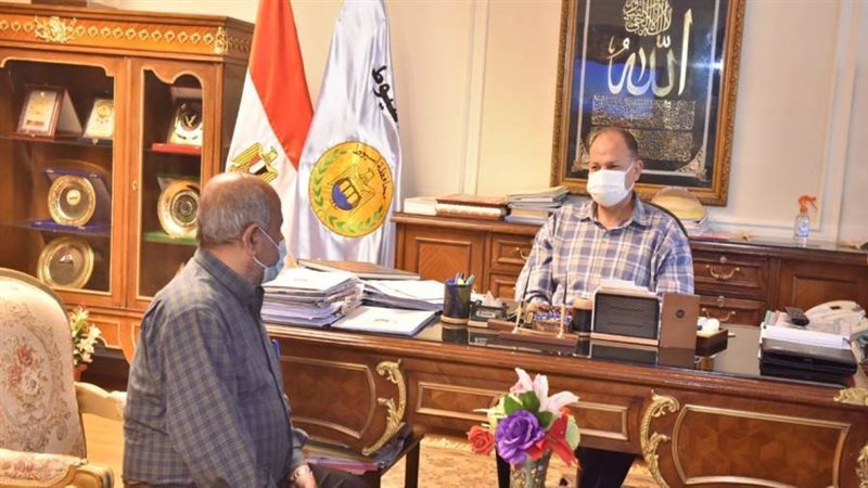 محافظ أسيوط يلتقي