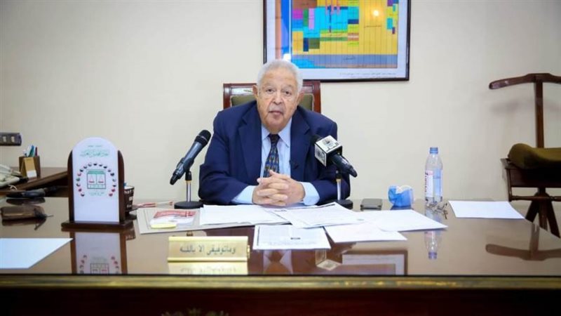 نقيب المحامين