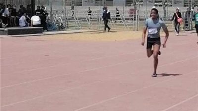طالب بجامعة حلوان يحصد الذهبية في سباق 100 متر