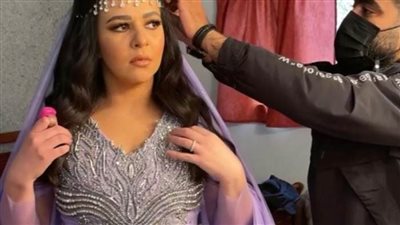  سر إطلالة شعر إيمي سمير غانم في إعلانات رمضان