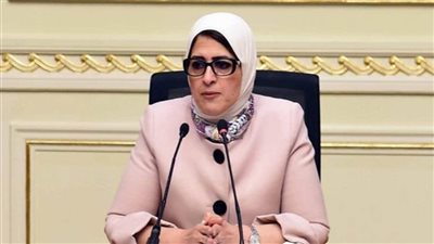 وزيرة الصحة توجه فريقًا طبيًا غدًا لحسم أزمة كورونا بسوهاج